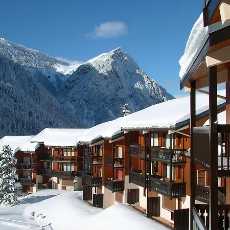 Jardin, Piscine Chauffee, Proche Pistes Et Centre - Fr-1-464-143 Apartment